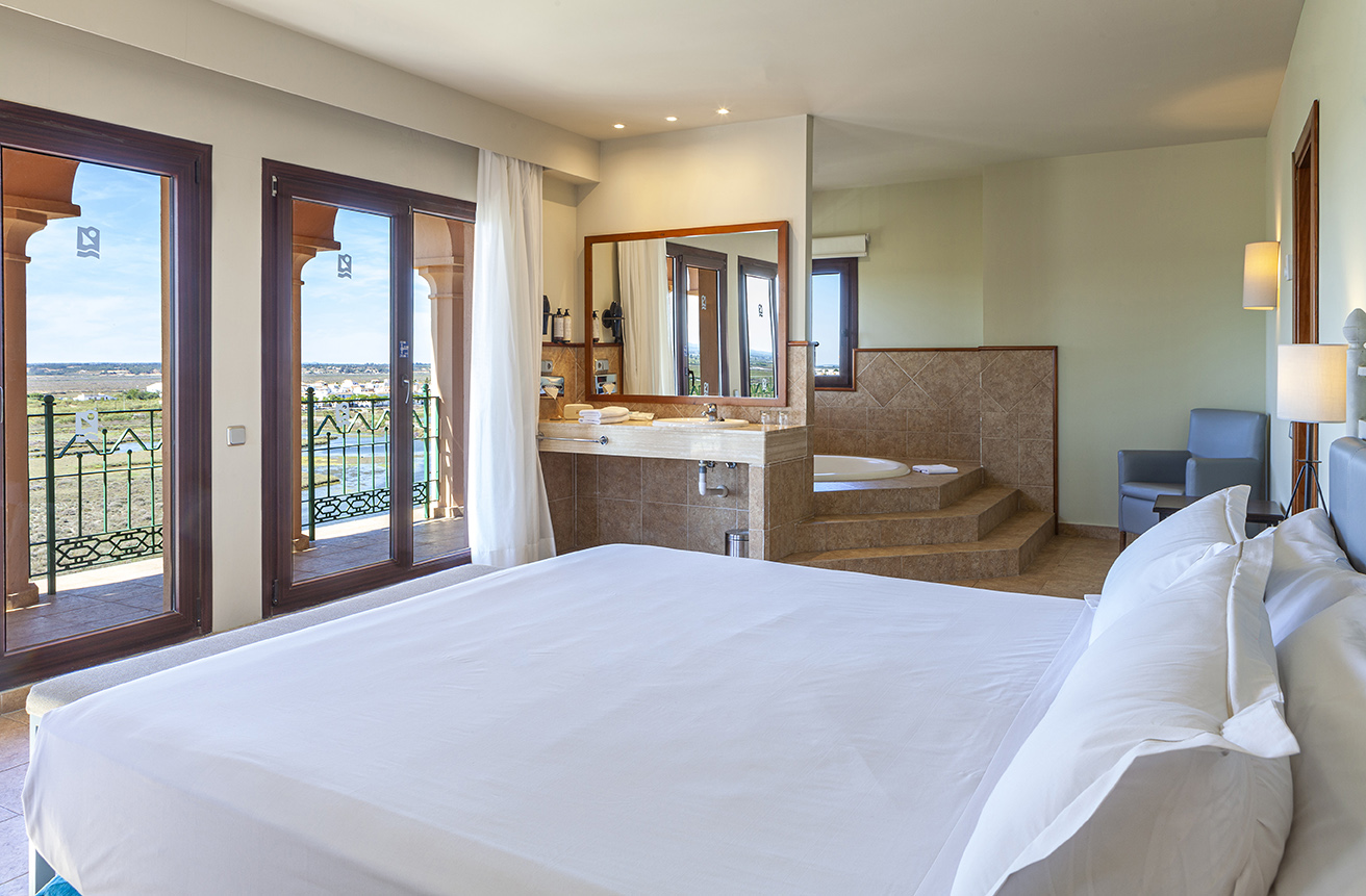 666_alta_playacanela Suite 1 Dormitorio.jpg